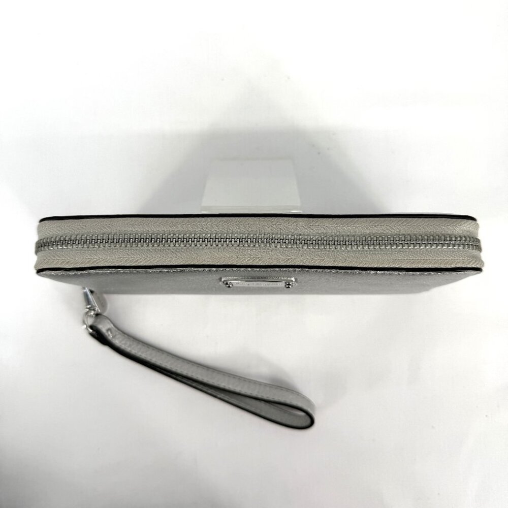 MK Michael Kors Jet Set Travel Continental Wristlet/Wallet Silver - Picture 3 of 9